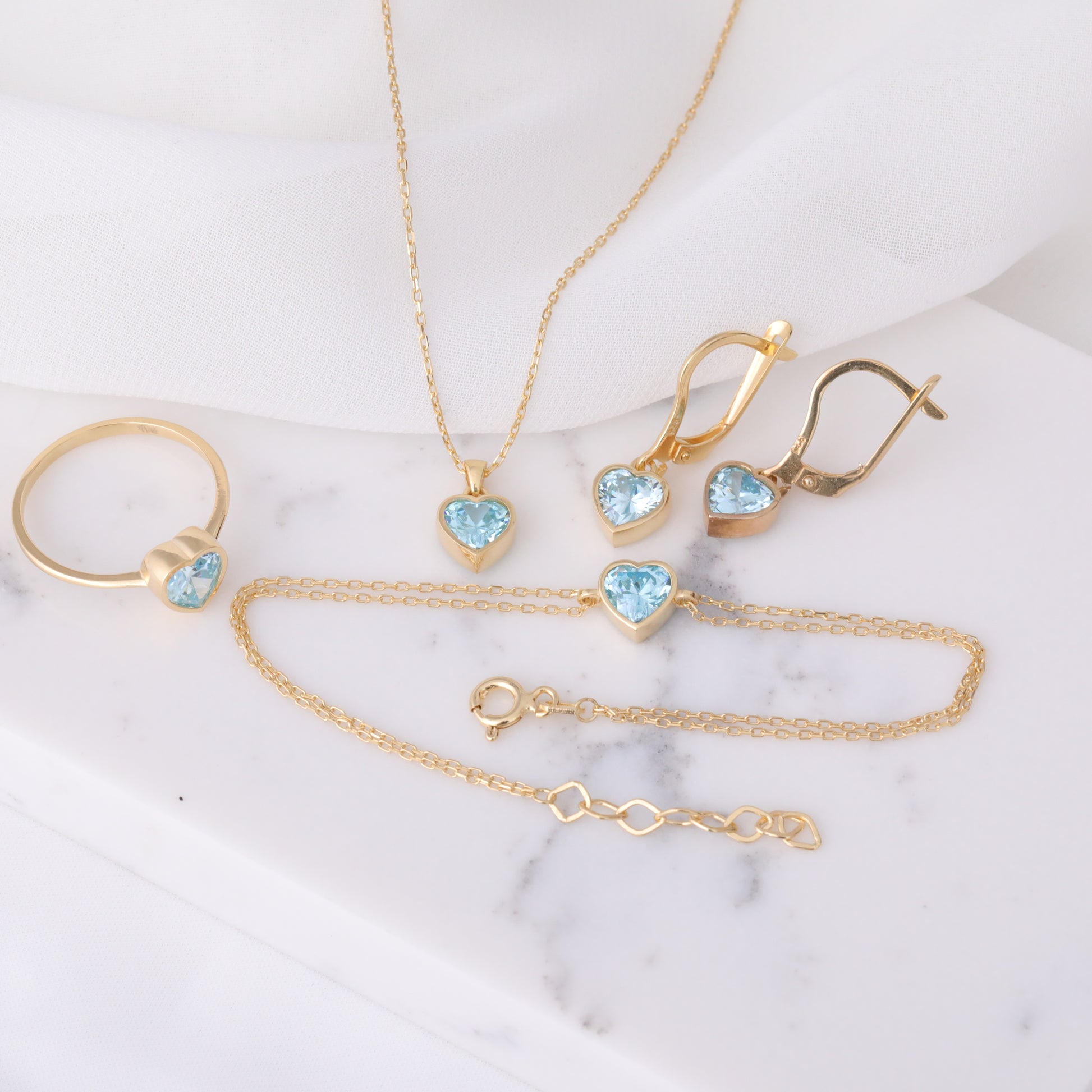 Heart Aquamarine Bezel Ring in 14K Solid Gold, March Birthstone Jewelry Queen Jewelry Rings
