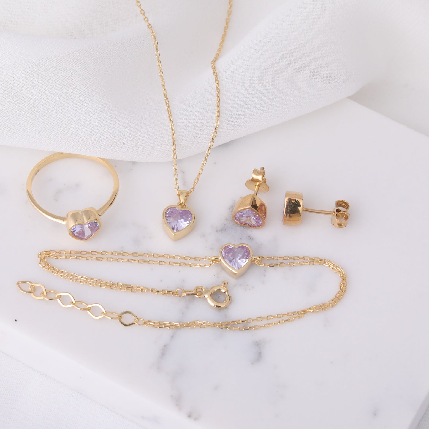 Heart Alexandrite Bezel Necklace in 14K Solid Gold, June Birthstone Charm Pendant Queen Jewelry Necklace