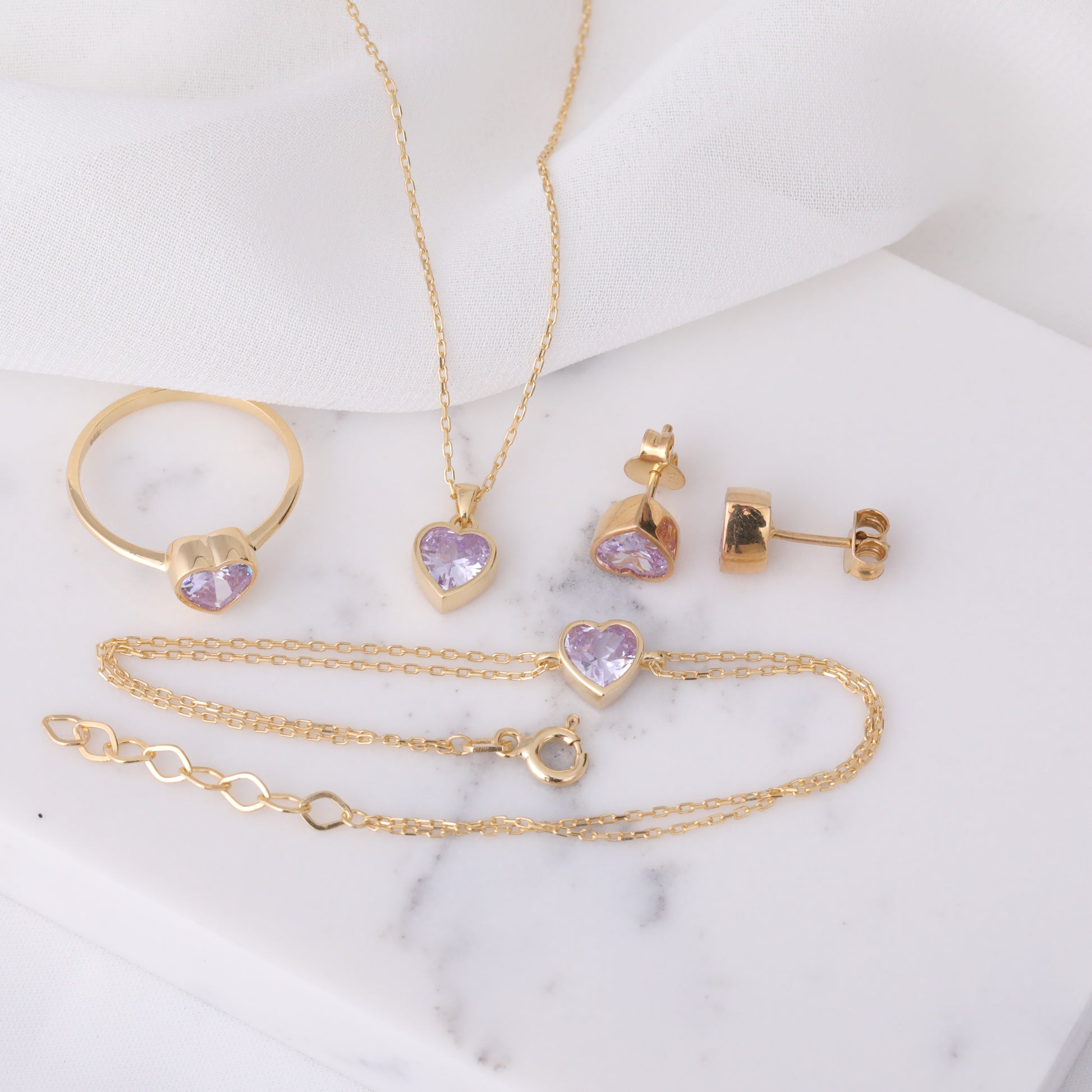 Heart Alexandrite Bezel Necklace in 14K Solid Gold, June Birthstone Charm Pendant Queen Jewelry Necklace