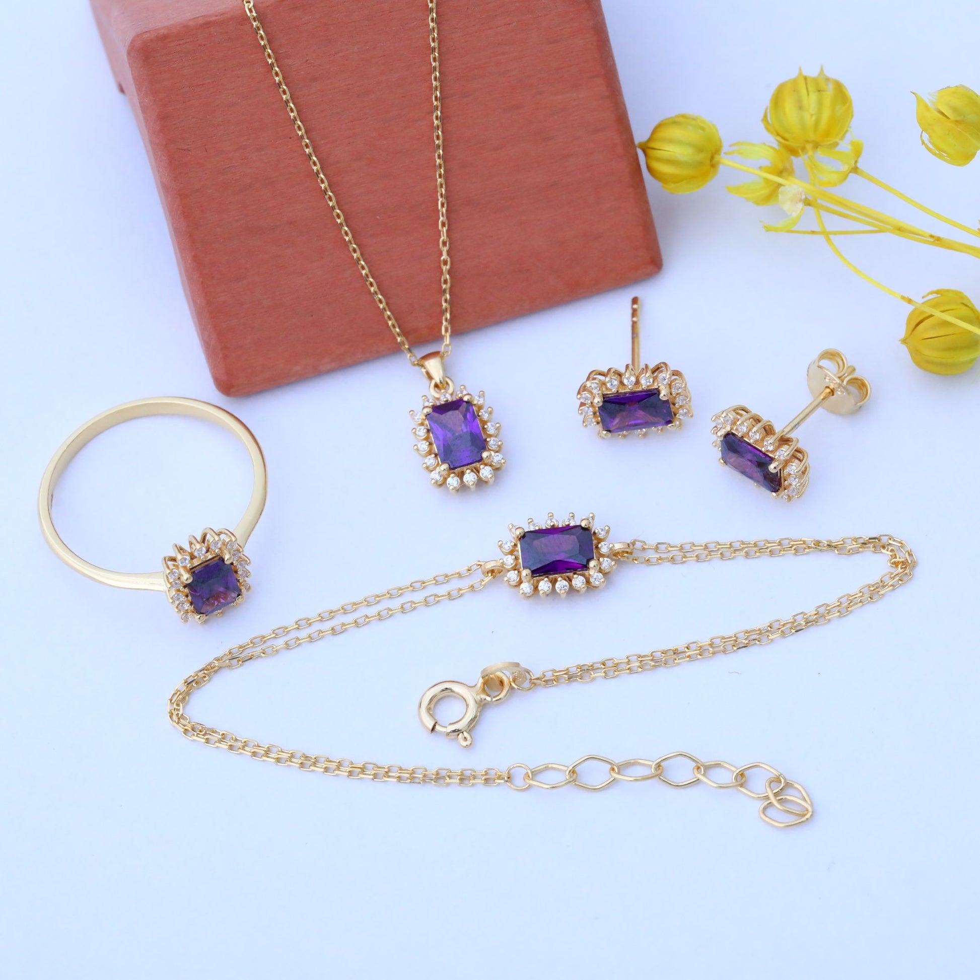 Amethyst Rectangle Ring Surrounded by Real Diamonds in 14K Solid Gold, February Birthstone Jewelry Queen Jewelry Rings