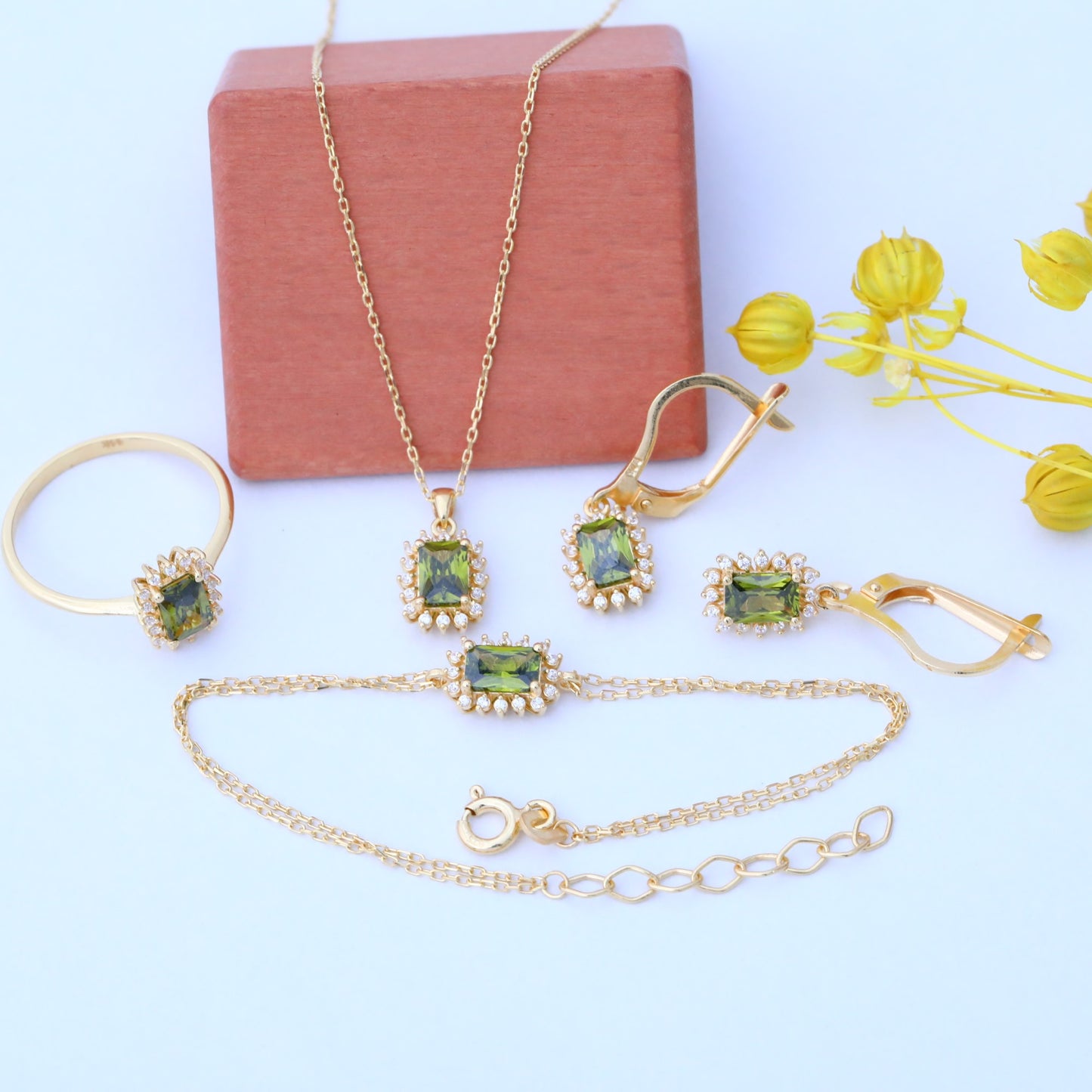 Peridot Rectangle Bracelet surrounded by Real Diamonds in 14K Solid Gold, August Birthstone Jewelry Queen Jewelry Bracelet