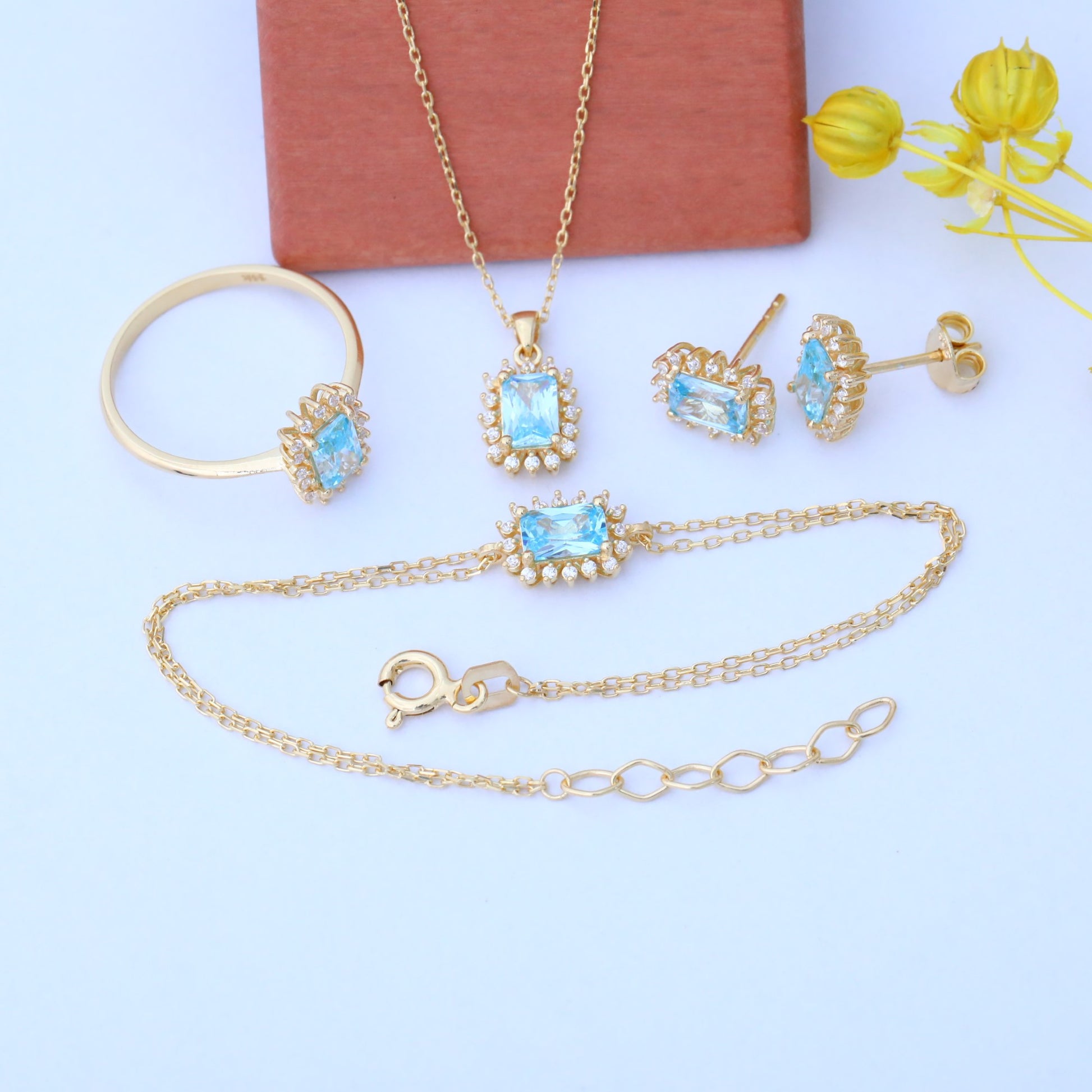 Aquamarine Rectangle Bracelet surrounded by Real Diamonds in 14K Solid Gold, March Birthstone Jewelry Queen Jewelry Bracelet