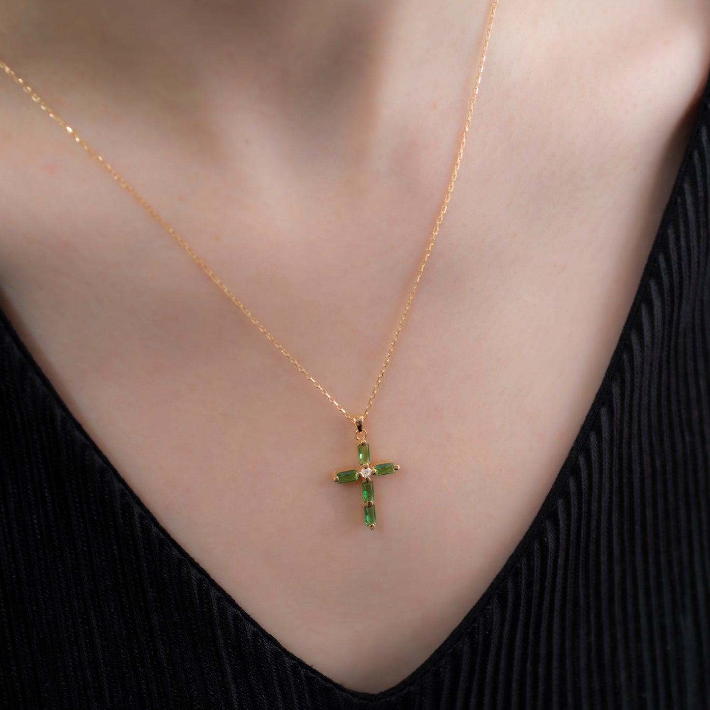 Emerald Single Diamond Rectangular Cut Cross Necklace in 14K Solid Gold, May Birthstone Pendant Queen Jewelry Necklace