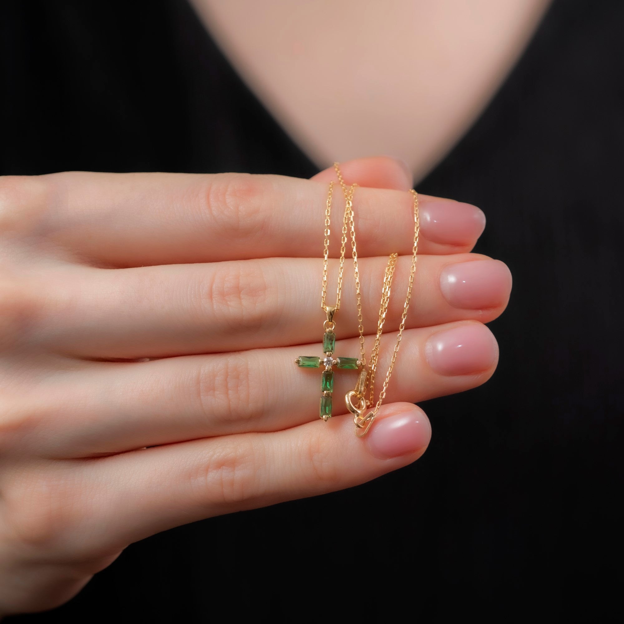 Emerald Single Diamond Rectangular Cut Cross Necklace in 14K Solid Gold, May Birthstone Pendant Queen Jewelry Necklace