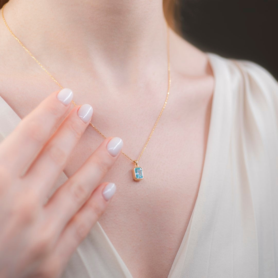 Aquamarine Rectangle Bezel Necklace 14K Solid Gold, March Birthstone Pendant Queen Jewelry Necklace