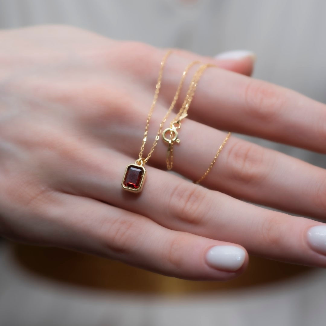 Garnet Rectangle Bezel Necklace 14K Solid Gold, January Birthstone Pendant Queen Jewelry Necklace