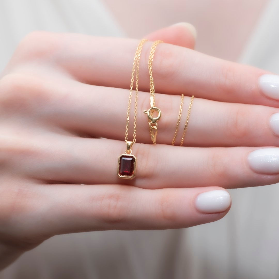 Garnet Rectangle Bezel Necklace 14K Solid Gold, January Birthstone Pendant Queen Jewelry Necklace