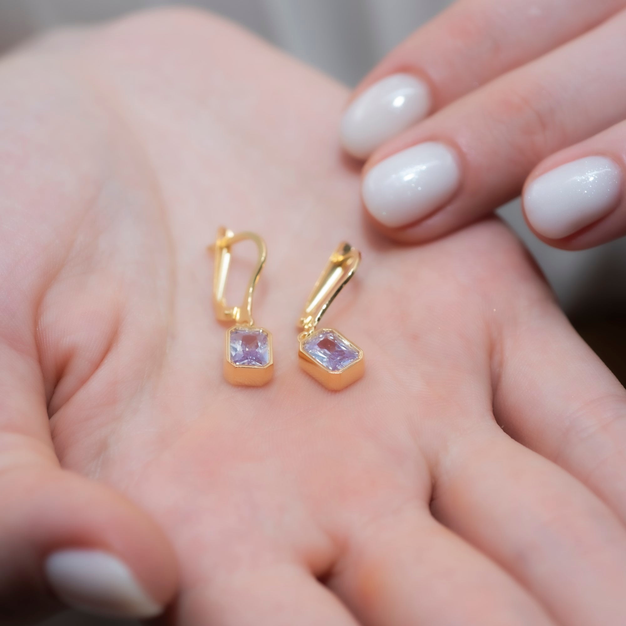 Rectangle Alexandrite Dangling Earrings in 14K Solid Gold, June Birthstone Baguette Cut Jewelry Queen Jewelry Earrings