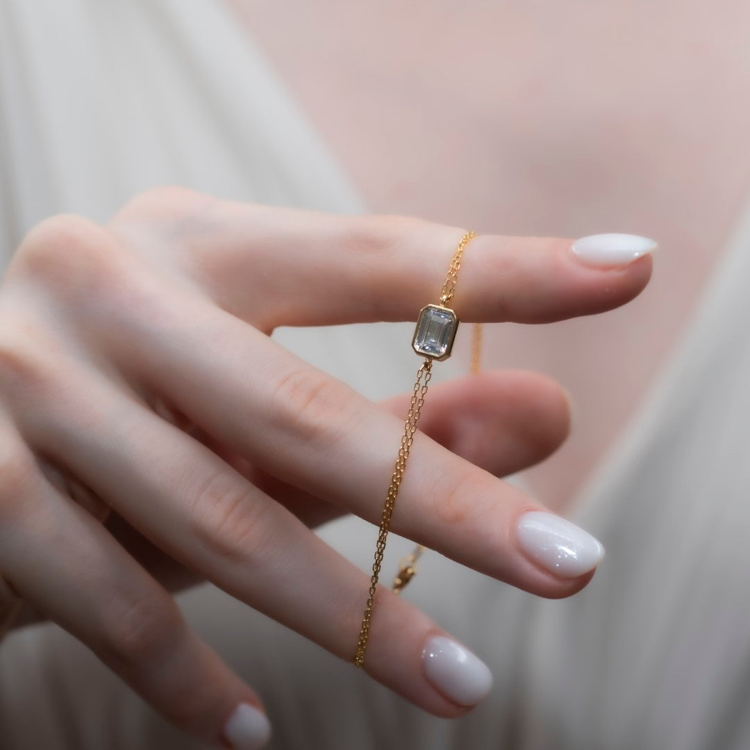 White Topaz Rectangle Bracelet 10K/14K Solid Gold, April Birthstone Baguette Jewelry