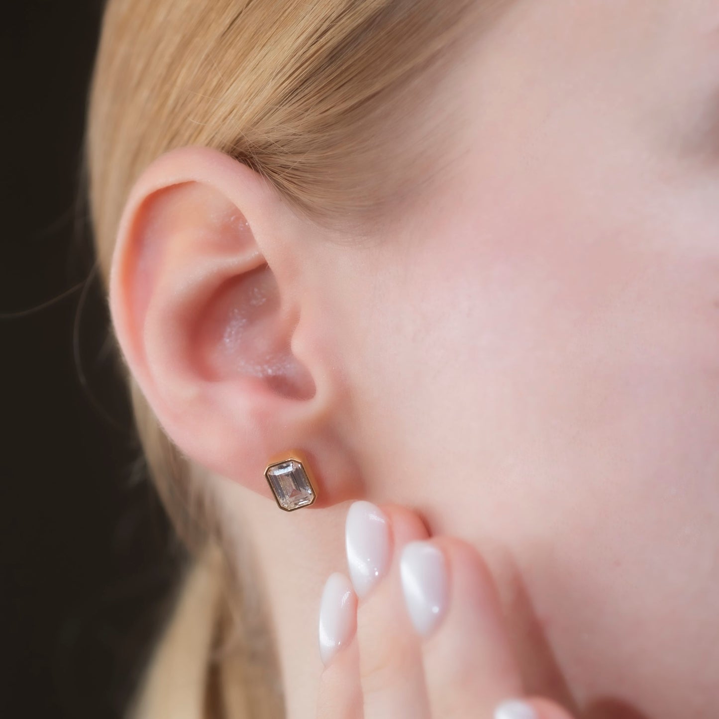 Rectangle White Topaz Stud Earrings in 14K Solid Gold, April Birthstone Baguette Cut Jewelry Queen Jewelry Earrings