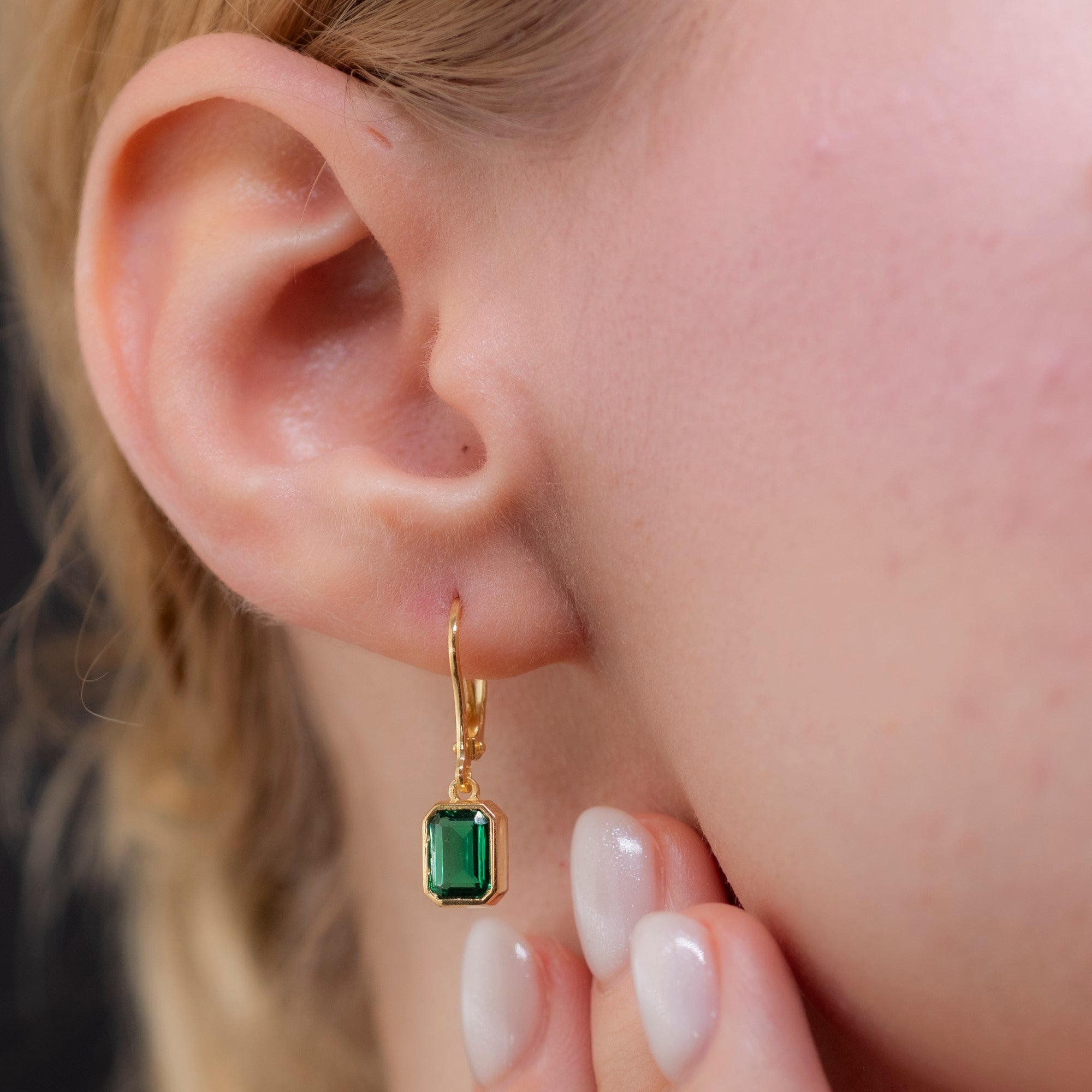 Rectangle Emerald Dangling Earrings in 14K Solid Gold, May Birthstone Baguette Cut Jewelry Queen Jewelry Earrings