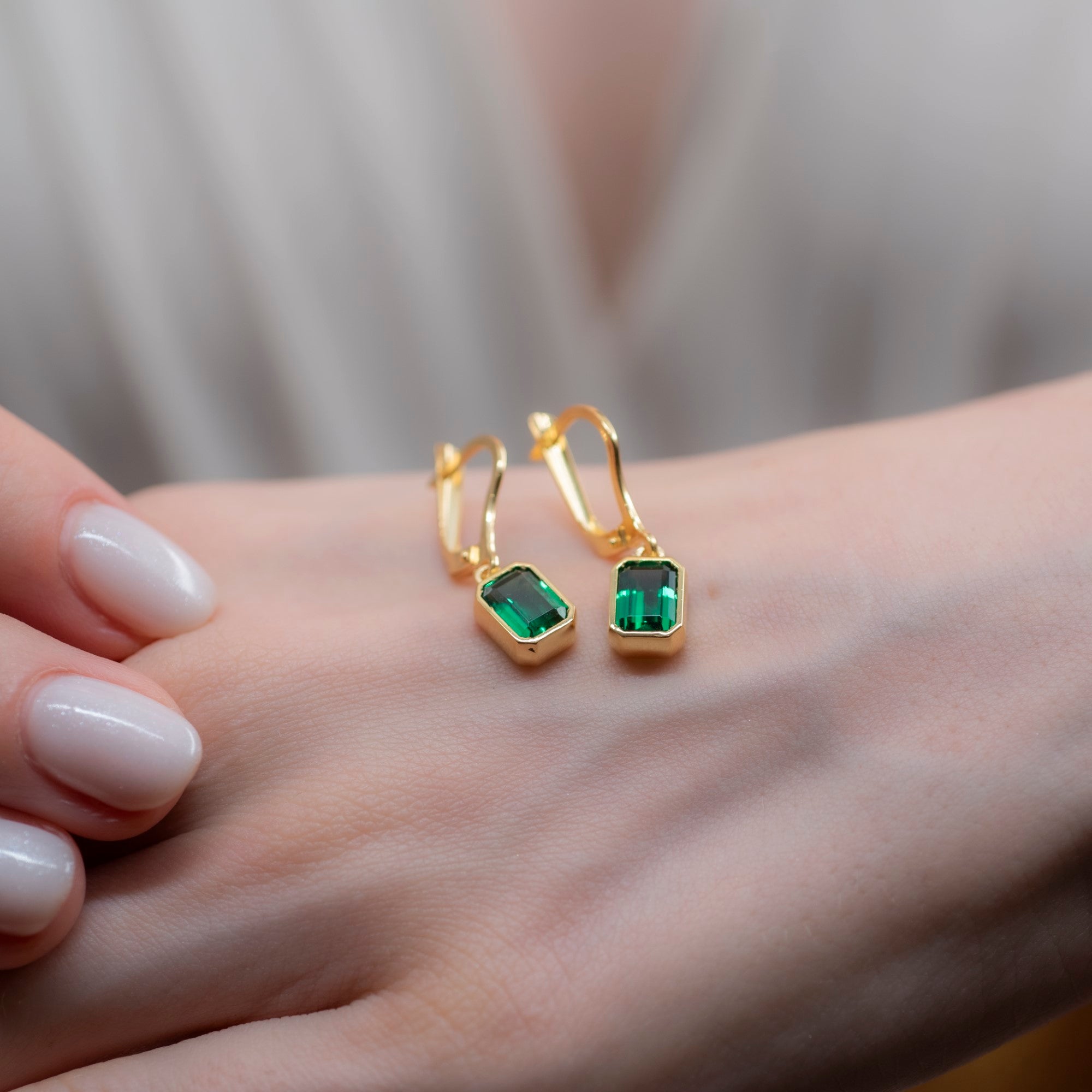 Rectangle Emerald Dangling Earrings in 14K Solid Gold, May Birthstone Baguette Cut Jewelry Queen Jewelry Earrings