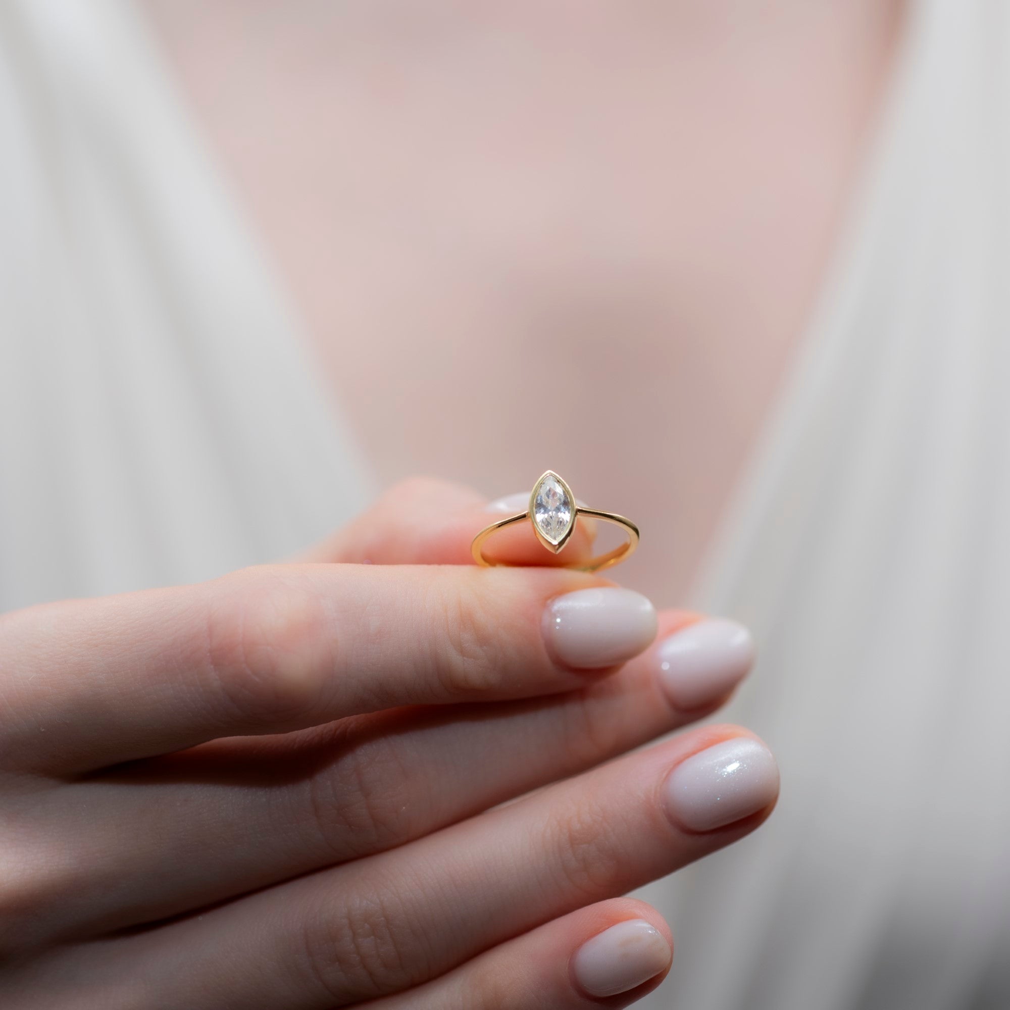 White Topaz Ring Bezel Marquise Cut in 14K Solid Gold, April Birthstone Jewelry Queen Jewelry Rings