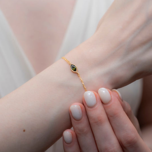 Bezel Marquise Cut Peridot Bracelet 14K Solid Gold, August Birthstone Jewelry Queen Jewelry Bracelet