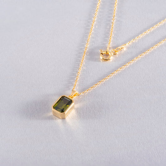 Peridot Rectangle Bezel Necklace 14K Solid Gold, August Birthstone Pendant Queen Jewelry Necklace