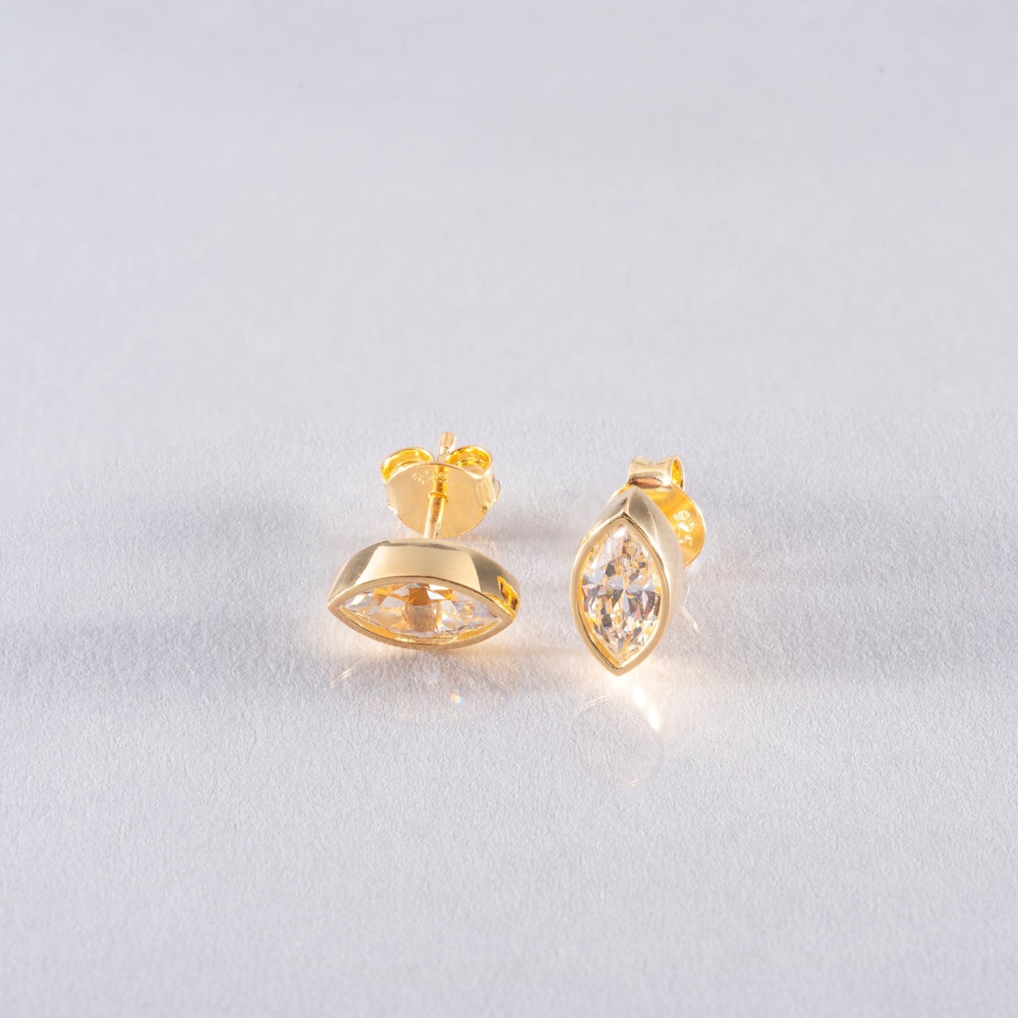 White Topaz Stud Earrings Bezel Marquise Cut in 14K Solid Gold, April Birthstone Jewelry Queen Jewelry Earrings