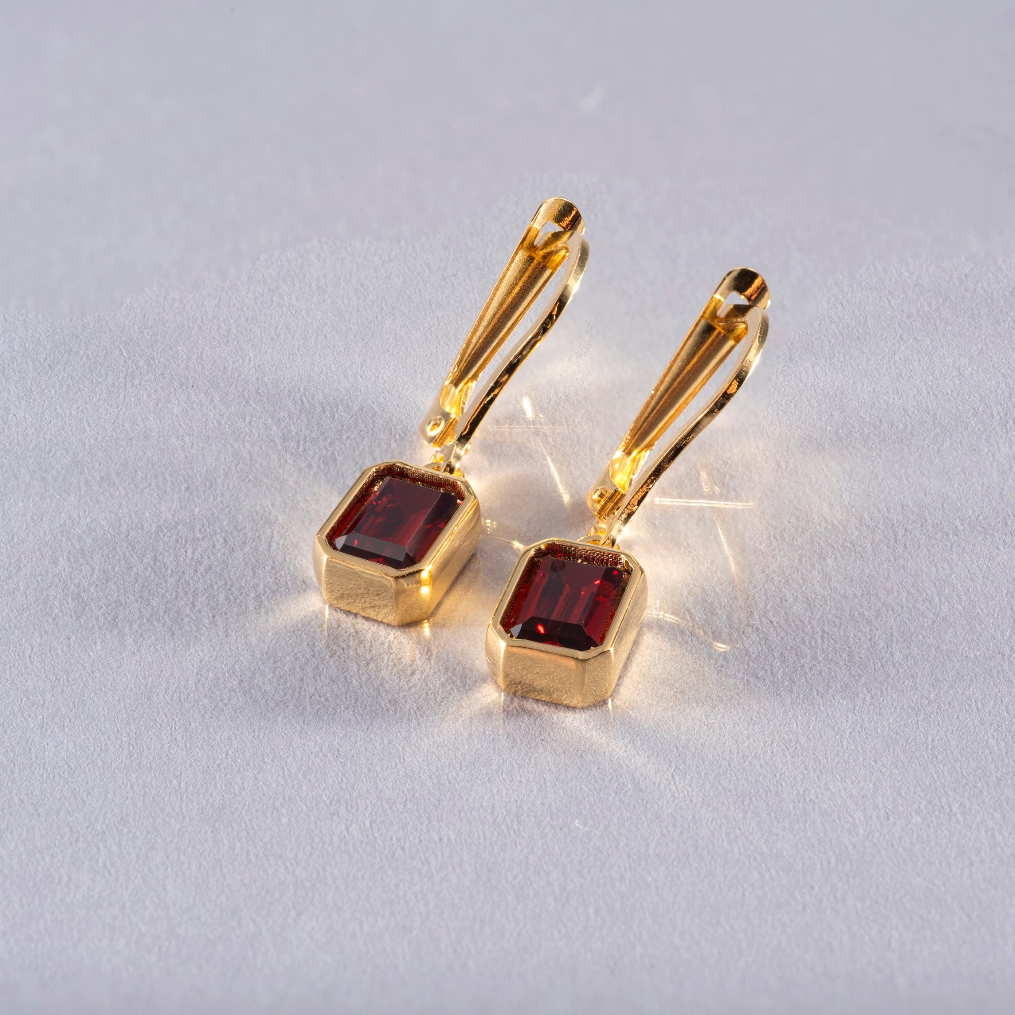 Rectangle Garnet Dangling Earrings in 14K Solid Gold, January Birthstone Baguette Cut Jewelry Queen Jewelry Earrings