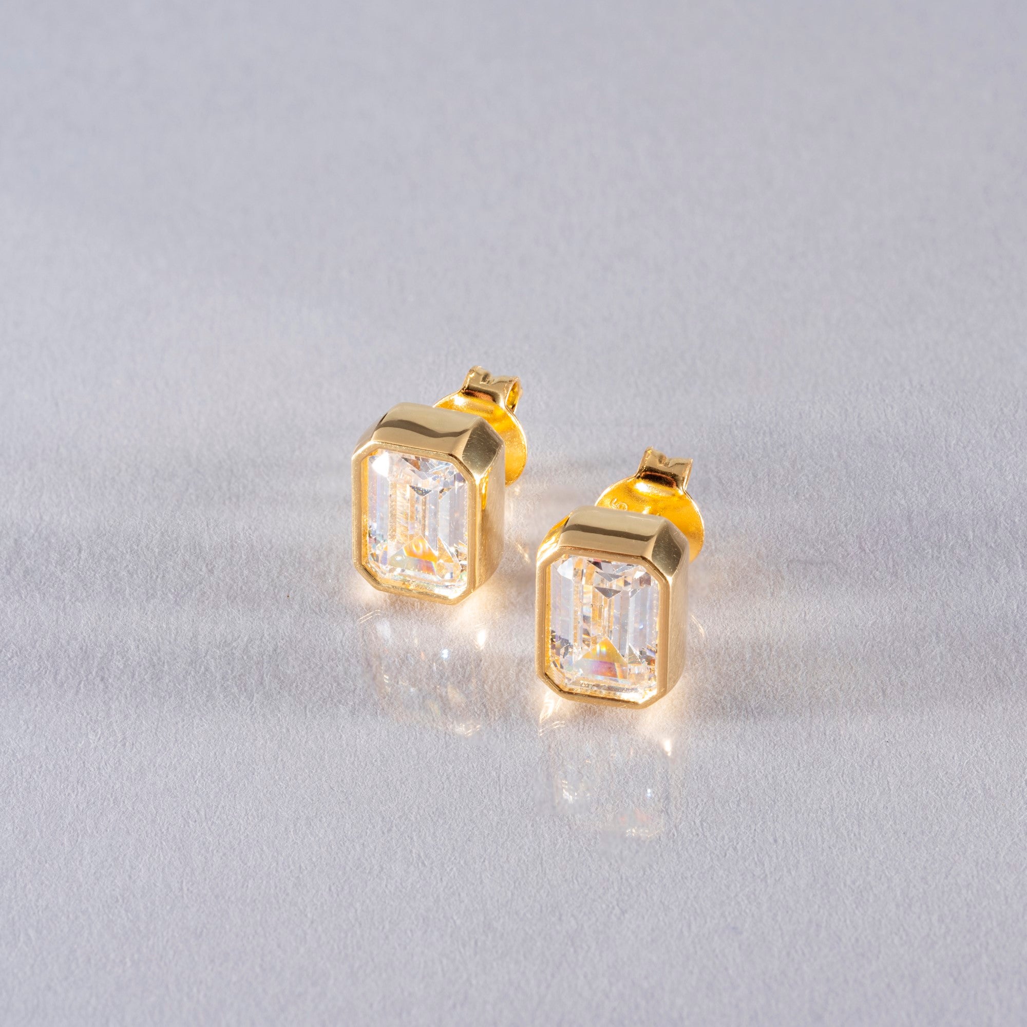 Rectangle White Topaz Stud Earrings in 14K Solid Gold, April Birthstone Baguette Cut Jewelry Queen Jewelry Earrings