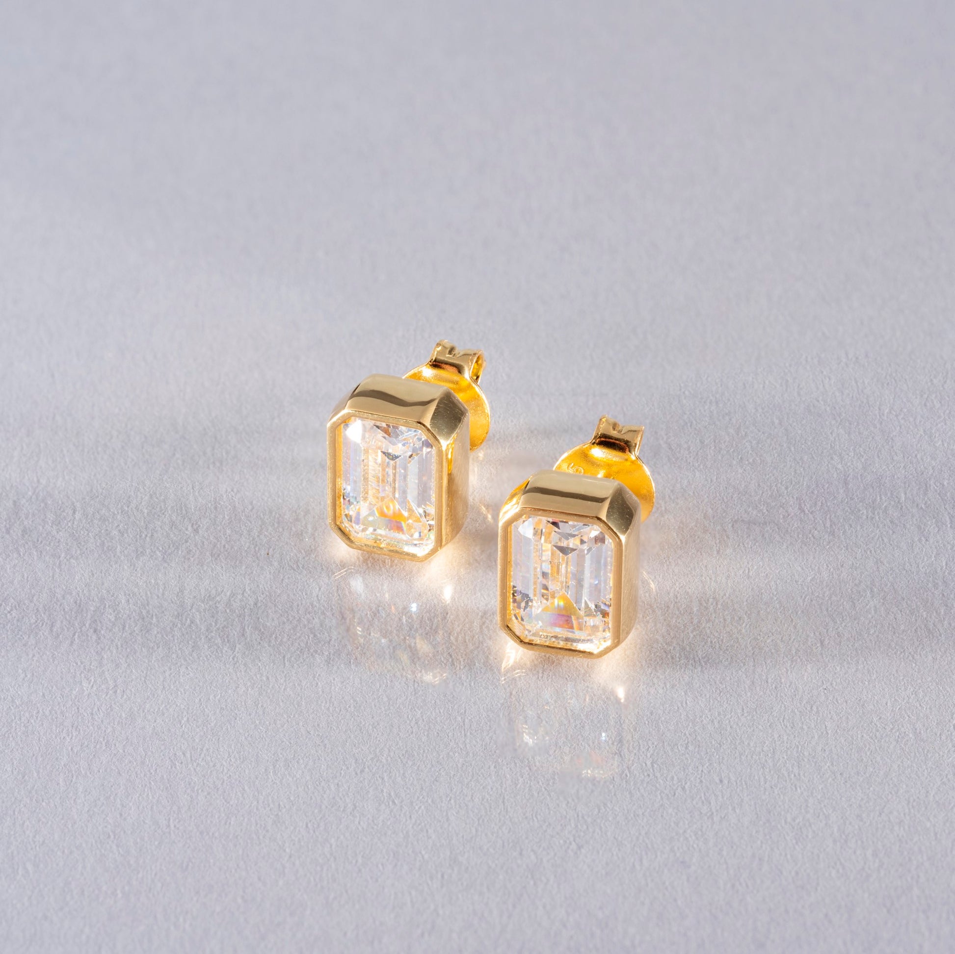 Rectangle White Topaz Stud Earrings in 14K Solid Gold, April Birthstone Baguette Cut Jewelry Queen Jewelry Earrings