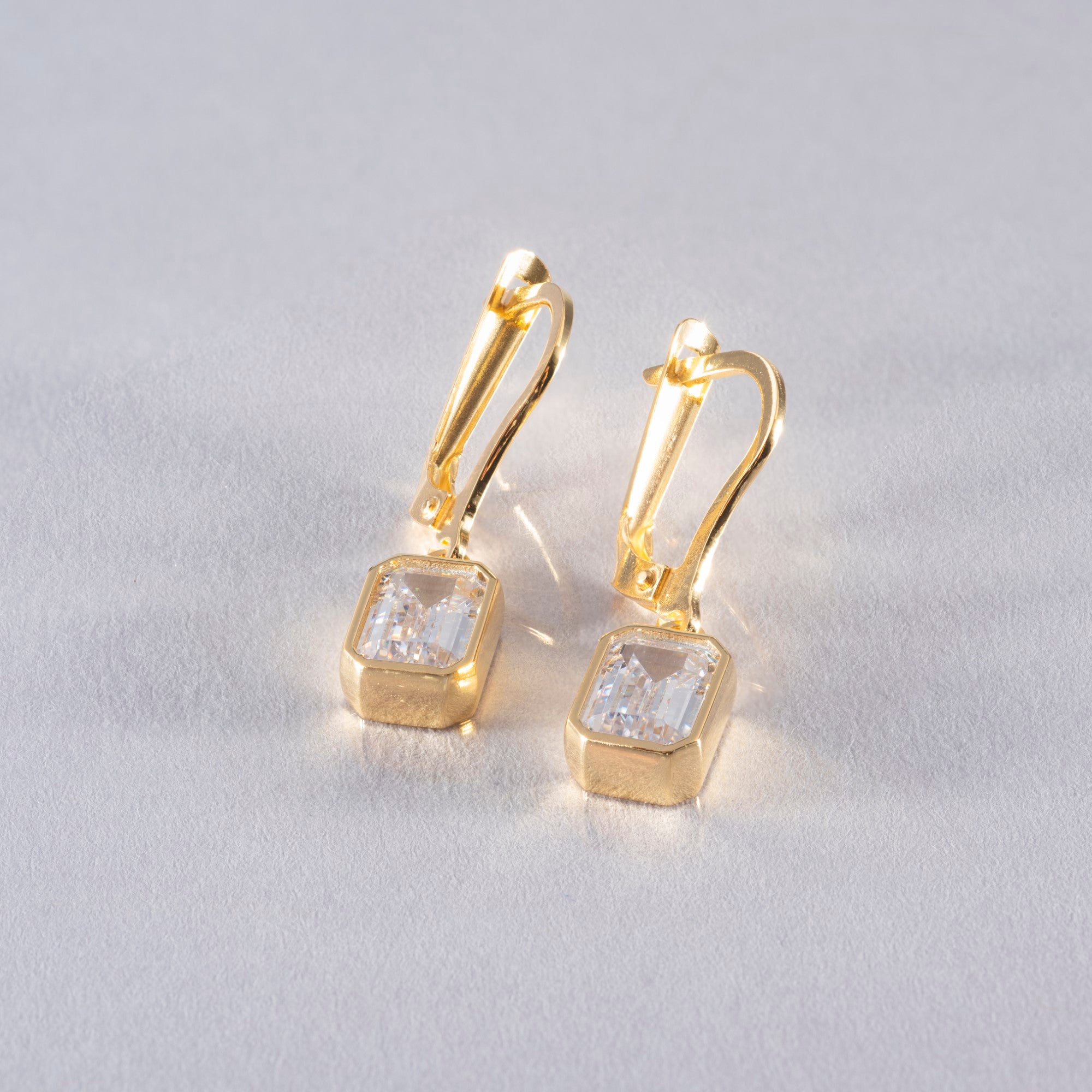 Rectangle White Topaz Dangling Earrings in 14K Solid Gold, April Birthstone Baguette Cut Jewelry Queen Jewelry Earrings