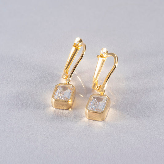 Rectangle White Topaz Dangling Earrings in 14K Solid Gold, April Birthstone Baguette Cut Jewelry Queen Jewelry Earrings