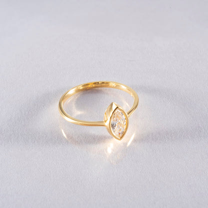 White Topaz Ring Bezel Marquise Cut in 14K Solid Gold, April Birthstone Jewelry Queen Jewelry Rings