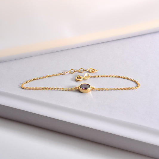 Oval Amethyst Bezel Bracelet in 14K Solid Gold, February Birthstone Queen Jewelry Bracelet