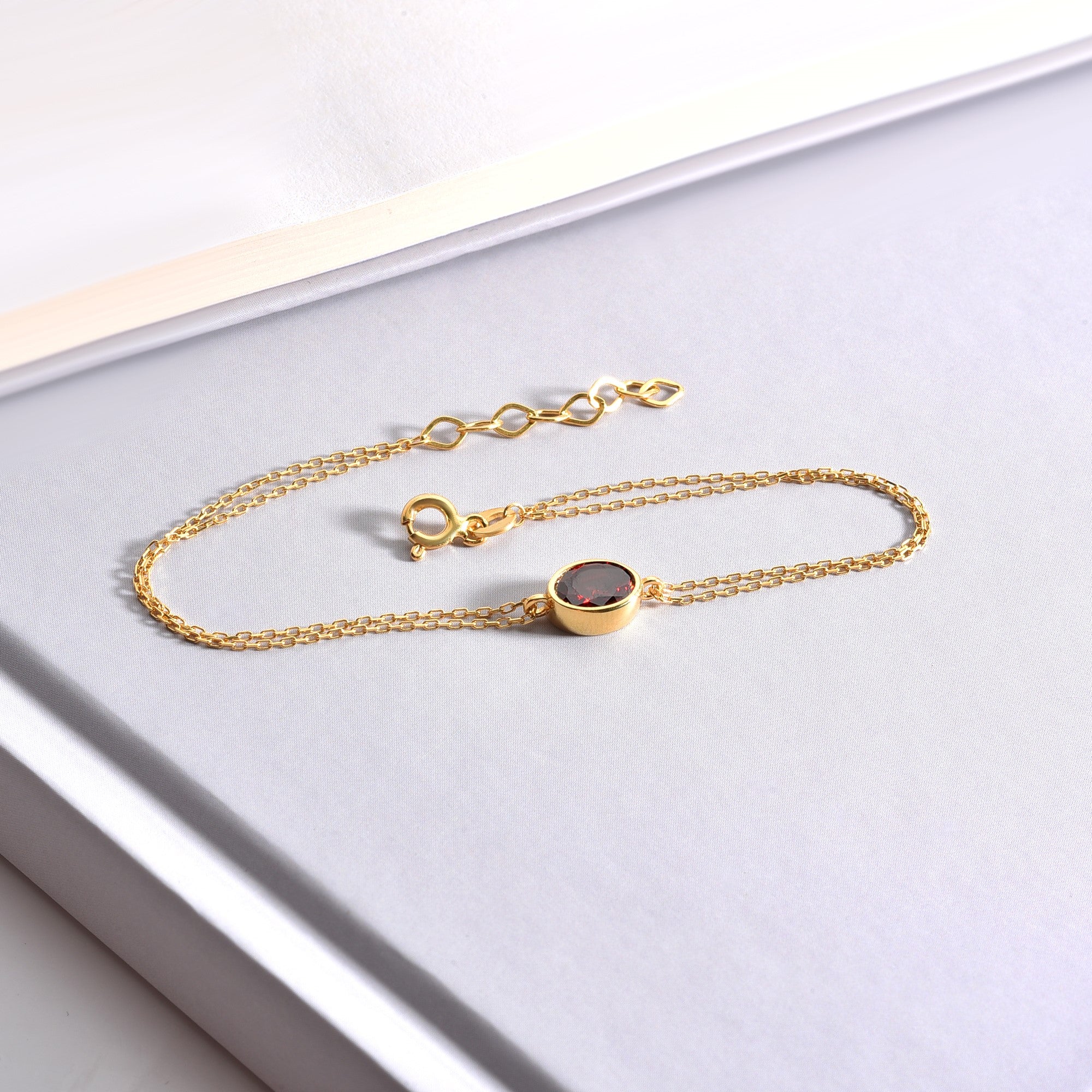 Oval Garnet Bezel Bracelet in 14K Solid Gold, January Birthstone Queen Jewelry Bracelet