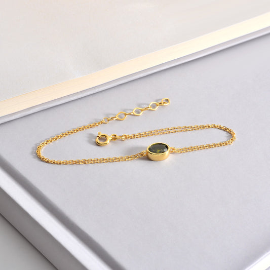 Oval Peridot Bezel Bracelet in 14K Solid Gold, August Birthstone Queen Jewelry Bracelet