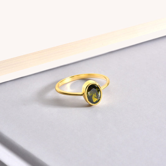 Oval Peridot Bezel Ring in 14K Solid Gold, August Birthstone Queen Jewelry Rings