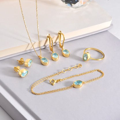 Oval Aquamarine Bezel Bracelet in 14K Solid Gold, March Birthstone Queen Jewelry Bracelet
