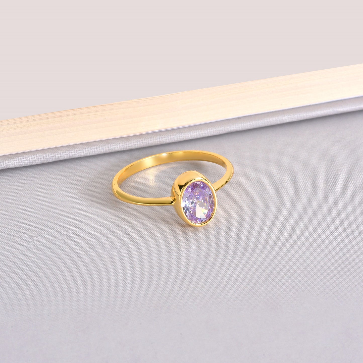 Oval Alexandrite Bezel Ring in 14K Solid Gold, June Birthstone Queen Jewelry Rings