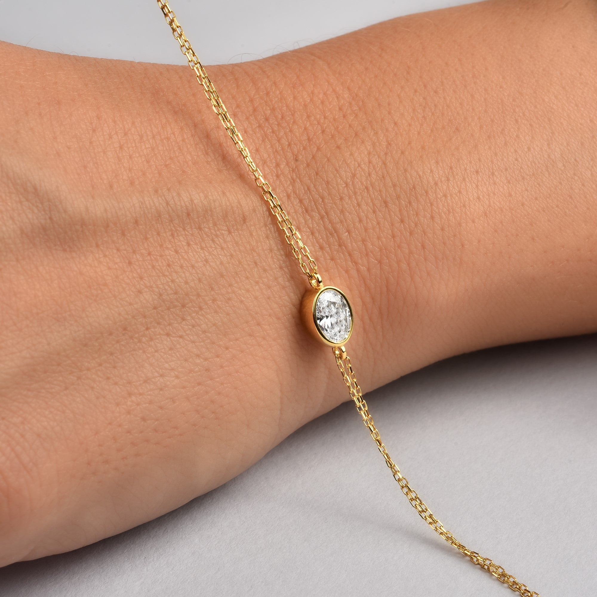 Oval White Topaz Bezel Bracelet in 14K Solid Gold, April Birthstone Queen Jewelry Bracelet