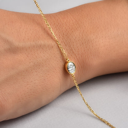 Oval White Topaz Bezel Bracelet in 14K Solid Gold, April Birthstone Queen Jewelry Bracelet