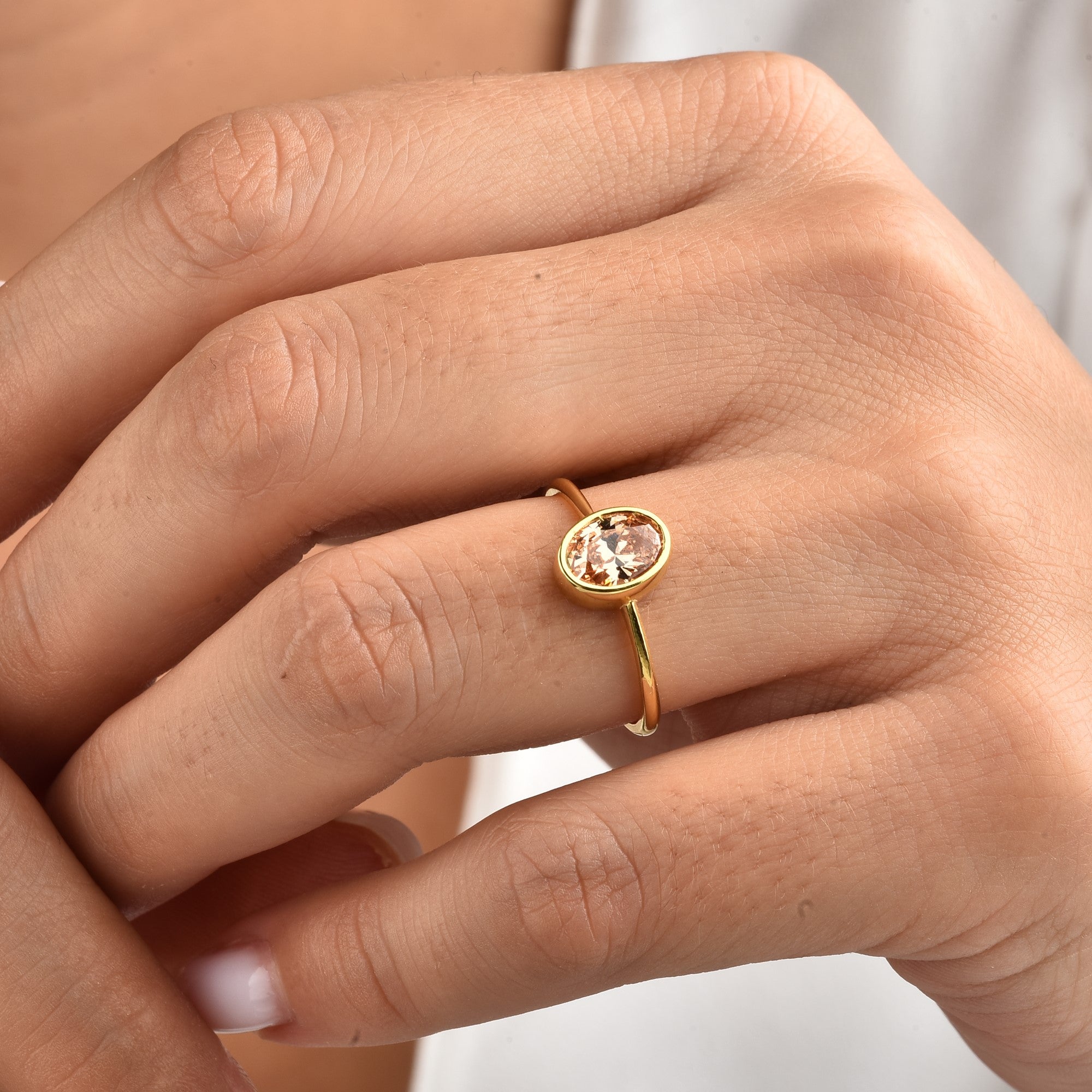 Oval Citrine Bezel Ring in 14K Solid Gold, November Birthstone Queen Jewelry Rings