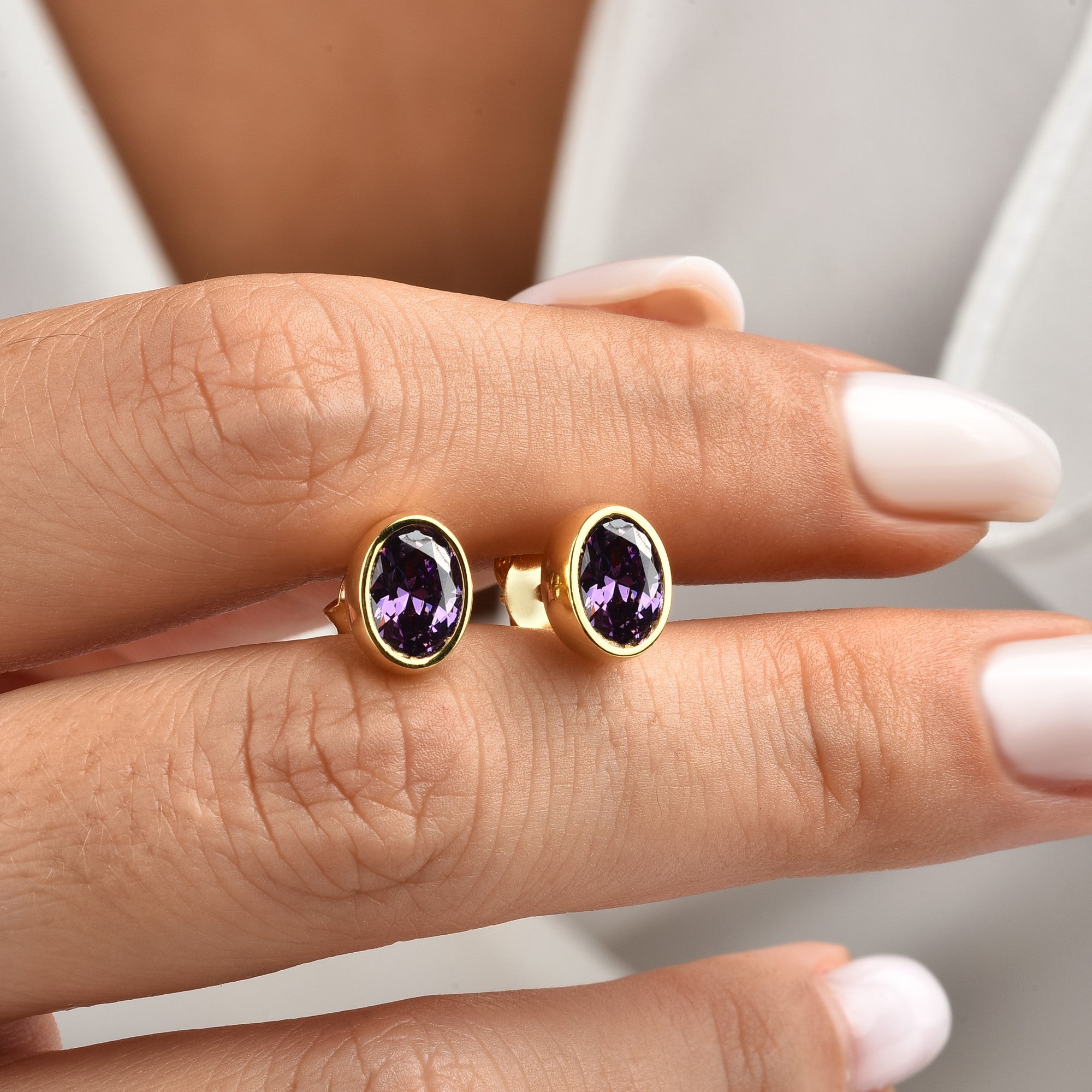 Oval Amethyst Bezel Stud Earrings in 14K Solid Gold, February Birthstone Queen Jewelry Earrings
