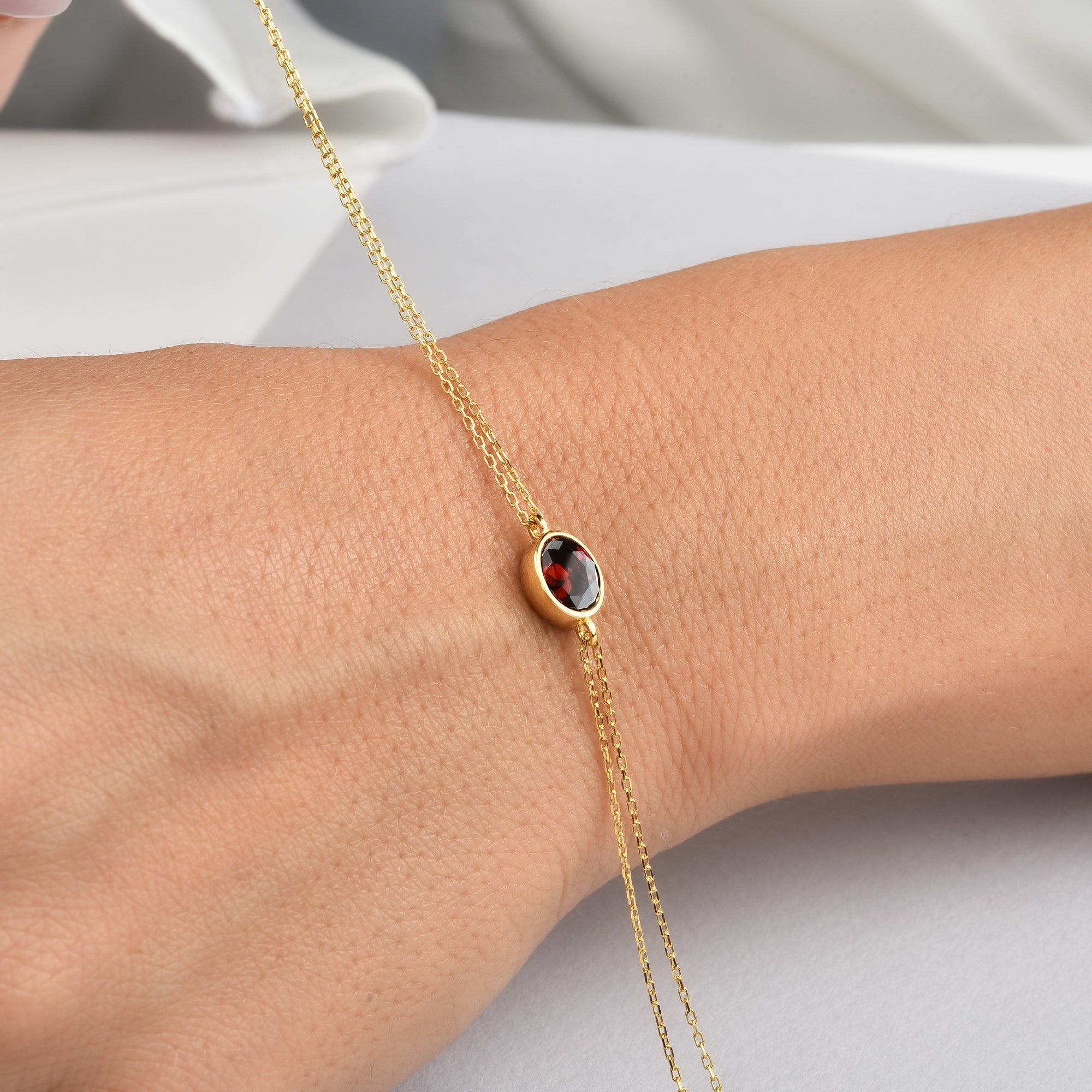 Oval Garnet Bezel Bracelet in 14K Solid Gold, January Birthstone Queen Jewelry Bracelet