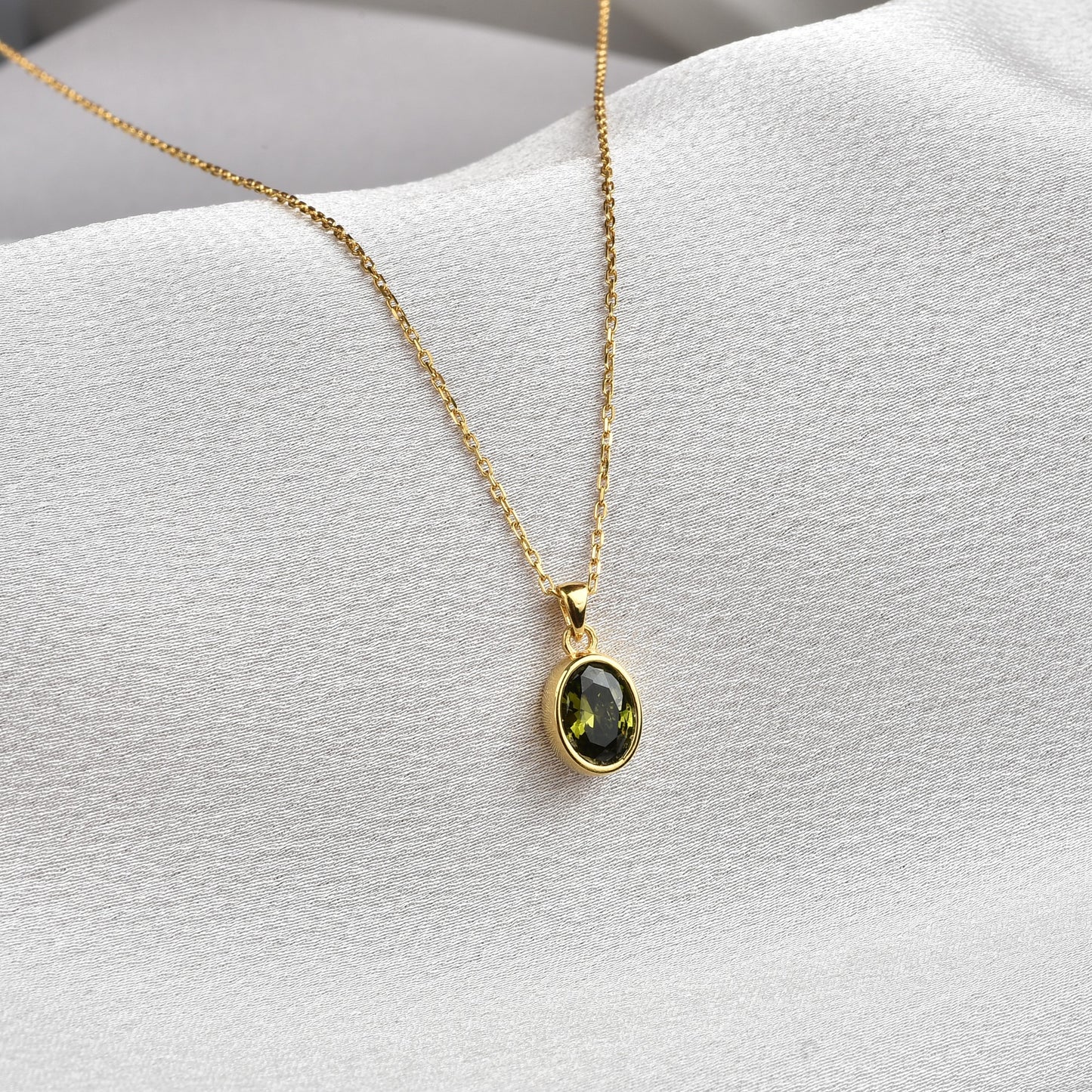 Oval Peridot Bezel Necklace 14K Solid Gold, August Birthstone Charm Pendant Queen Jewelry Necklace