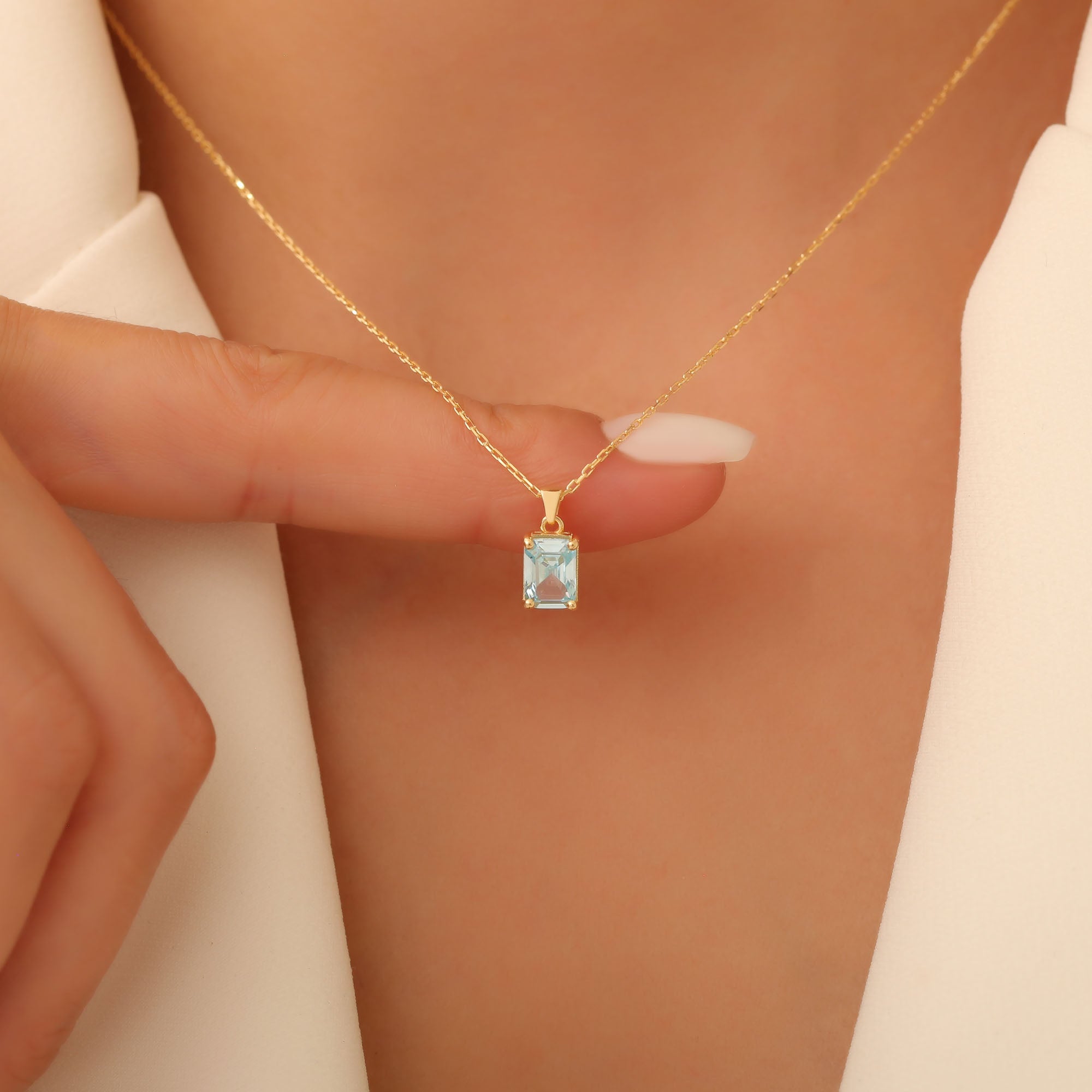 Rectangle Aquamarine Necklace in 14K Solid Gold, March Birthstone Pendant Queen Jewelry Necklace