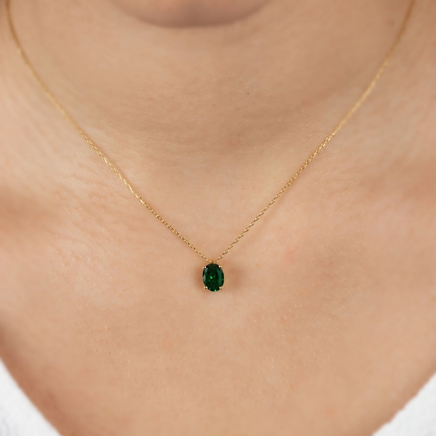 Oval Cut Emerald Necklace 8K/10K/14K Solid Gold, May Birthstone