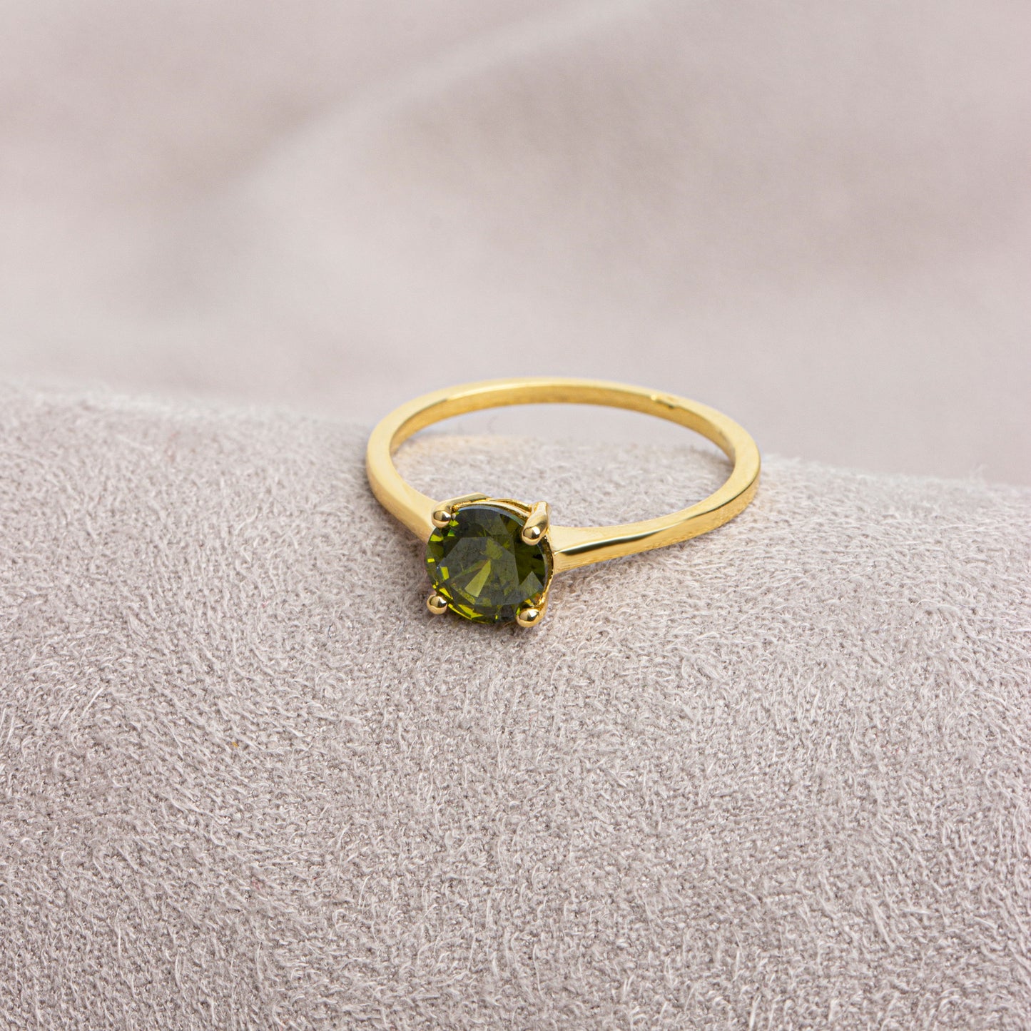 Round Peridot Ring 8K/10K/14K Solid Gold, August Birthstone
