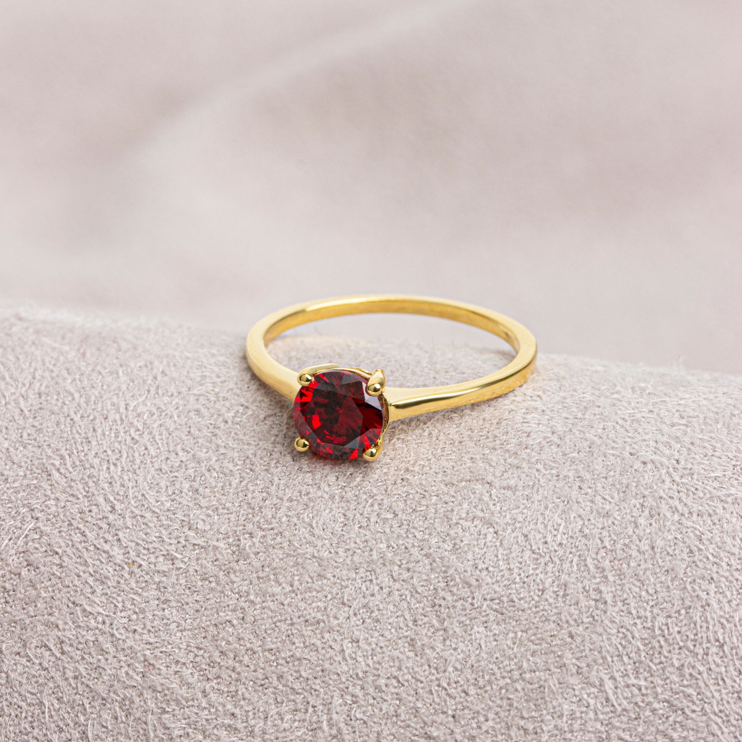 Round Garnet Ring 8K/10K/14K Solid Gold, January Birthstone