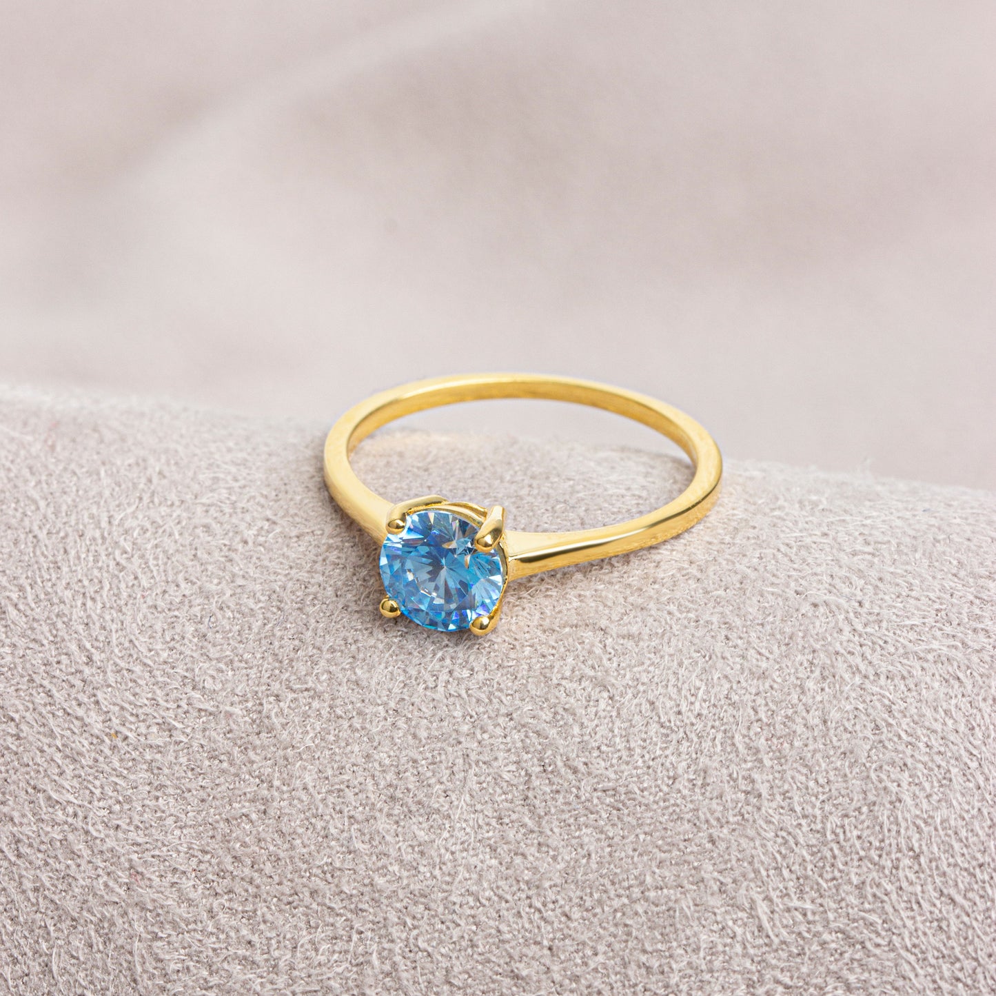 Round Aquamarine Ring 8K/10K/14K Solid Gold, March Birthstone