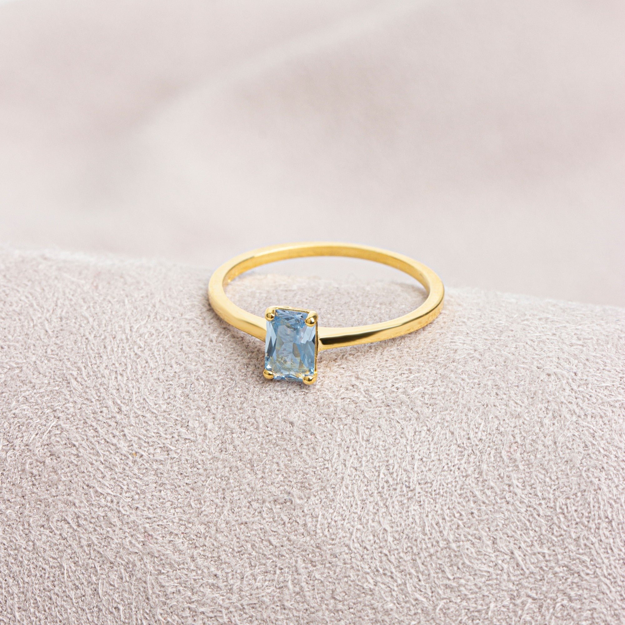 Rectangle Aquamarine Ring in 14K Solid Gold | March Birthstone Queen Jewelry Rings