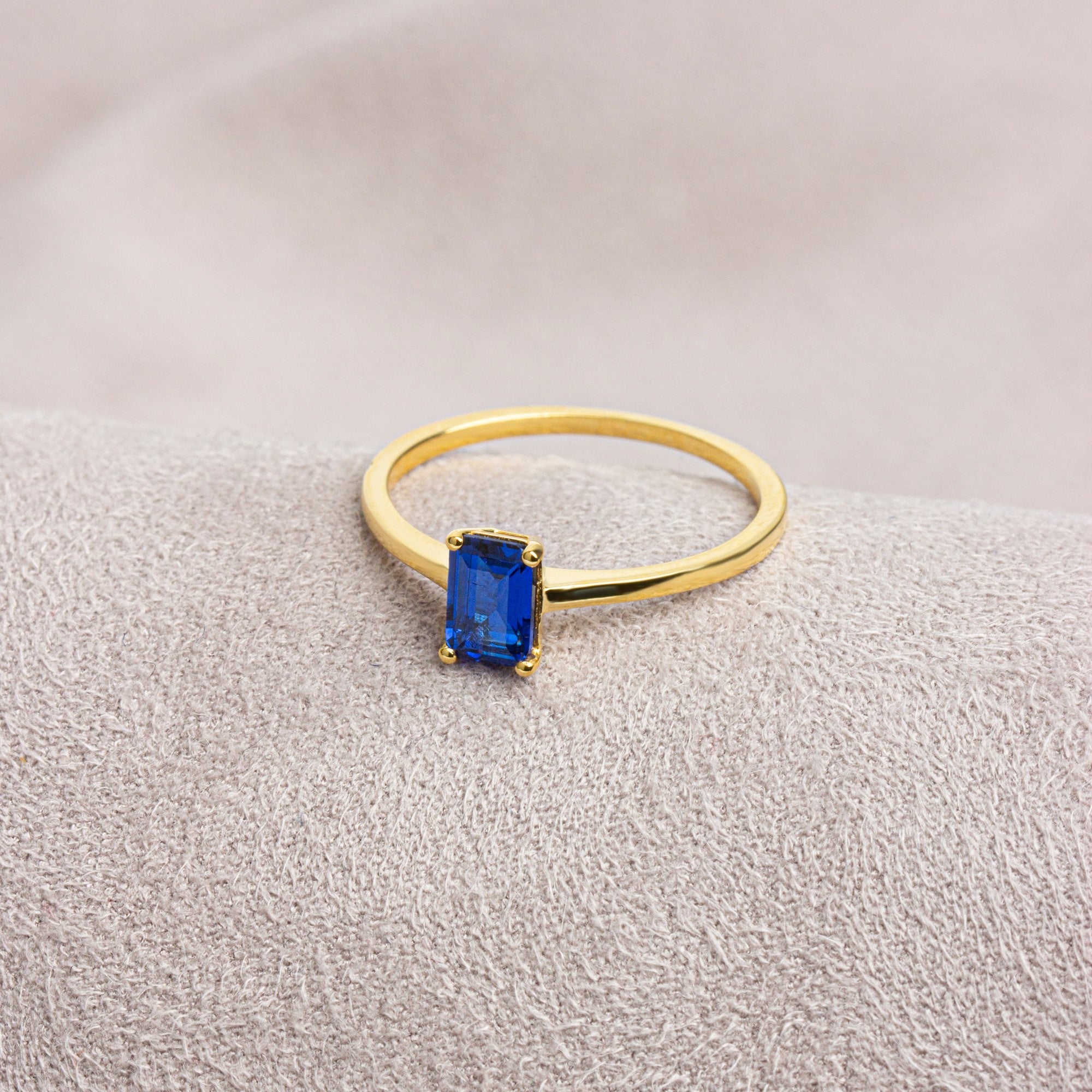 Rectangle Sapphire Ring in 14K Solid Gold | September Birthstone Queen Jewelry Rings