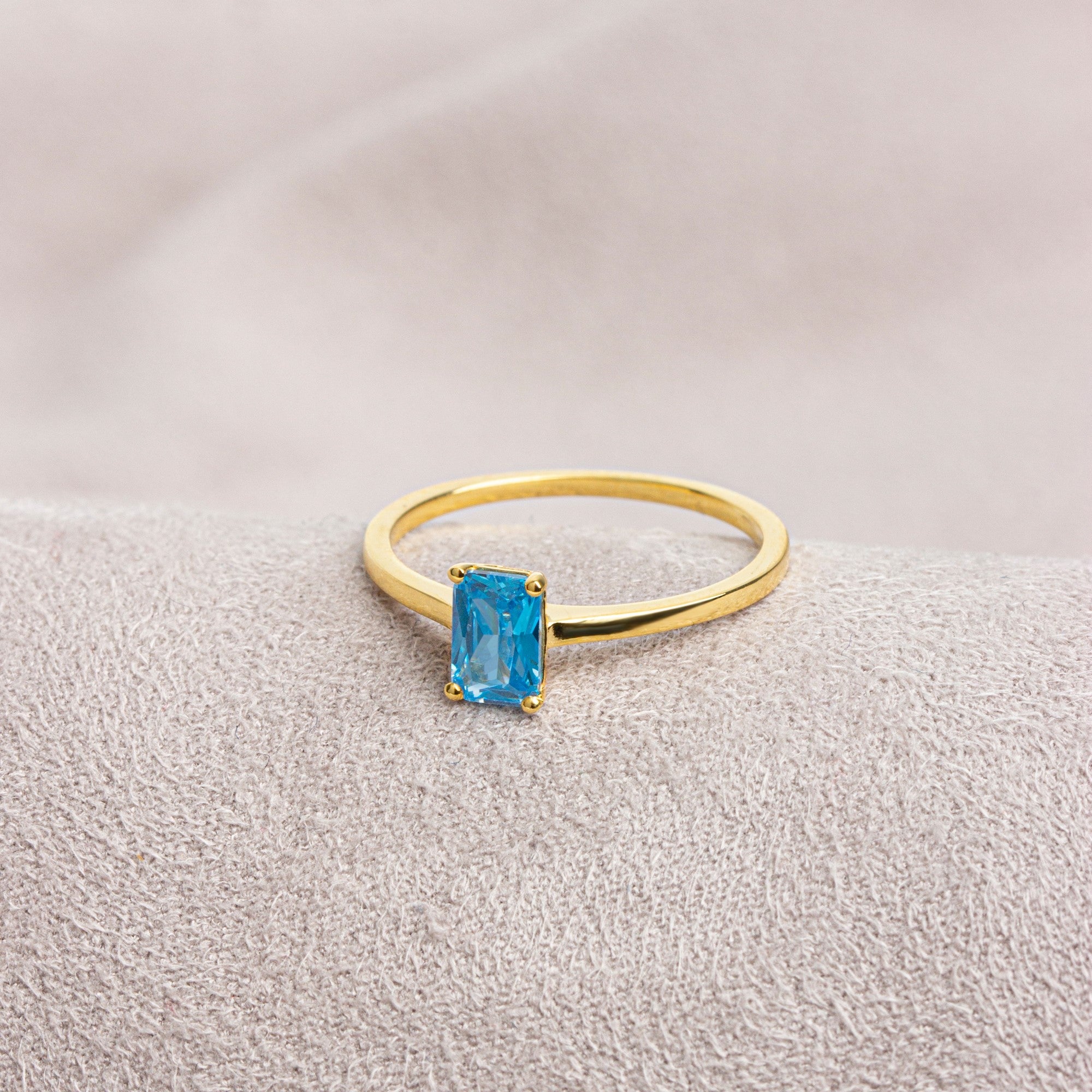 Rectangle Blue Topaz Ring in 14K Solid Gold | December Birthstone Queen Jewelry Rings