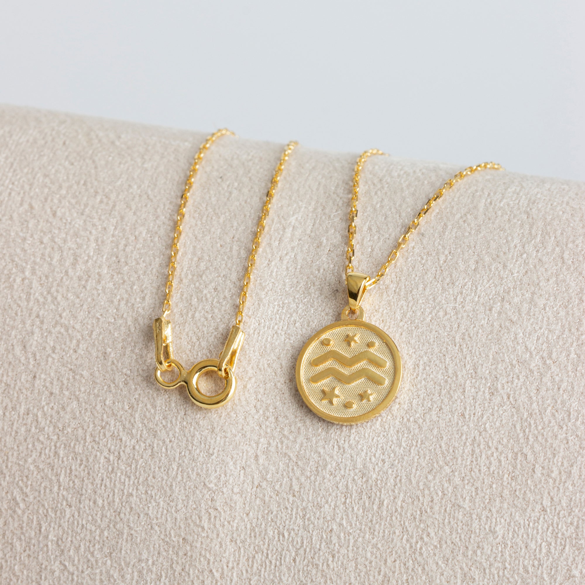 Aquarius Zodiac Sign 14K Solid Gold Necklace, Minimalist Horoscope Symbol Pendant Queen Jewelry Necklace
