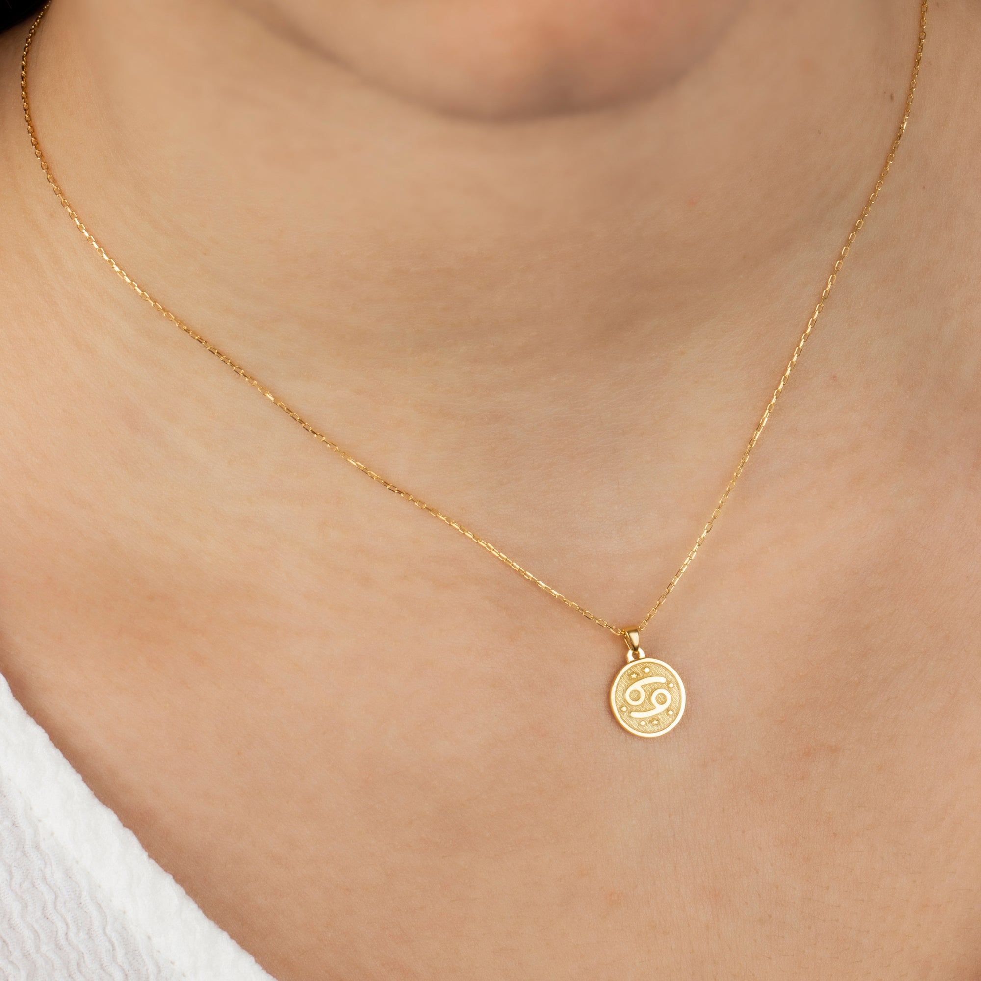 Cancer Zodiac Sign 14K Solid Gold Necklace, Minimalist Horoscope Symbol Pendant Queen Jewelry Necklace