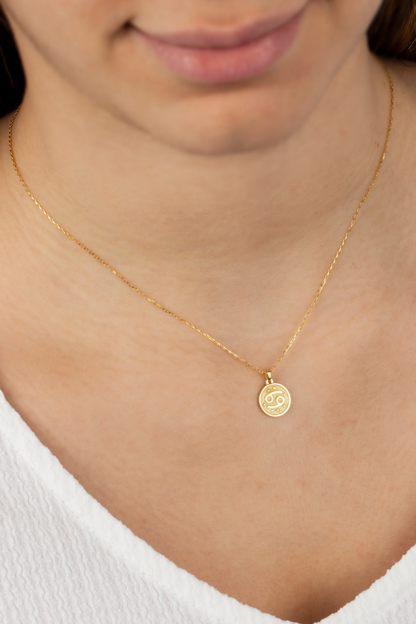 Cancer Zodiac Sign 14K Solid Gold Necklace, Minimalist Horoscope Symbol Pendant Queen Jewelry Necklace