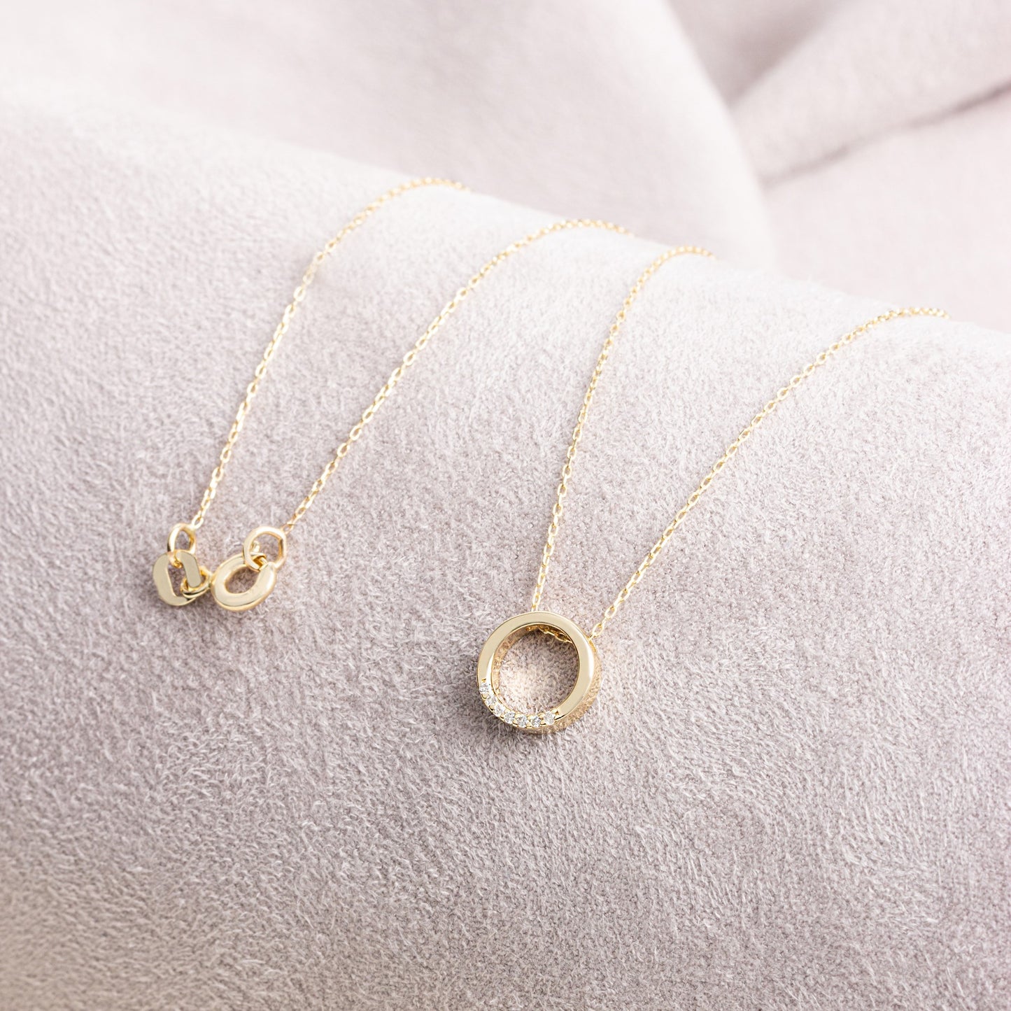 Hollow Circle Necklace with Real Diamonds | 14K Solid Gold Queen Jewelry Necklace